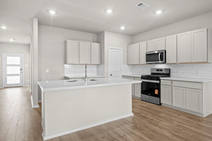 Furnished interior view inside a new home in Laurel Landing, Alvin (Image 6).
