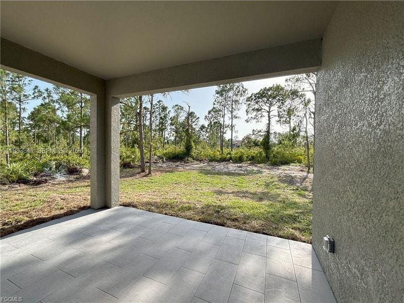 Exterior details and patio area of a home in , Lehigh Acres (Image 3).