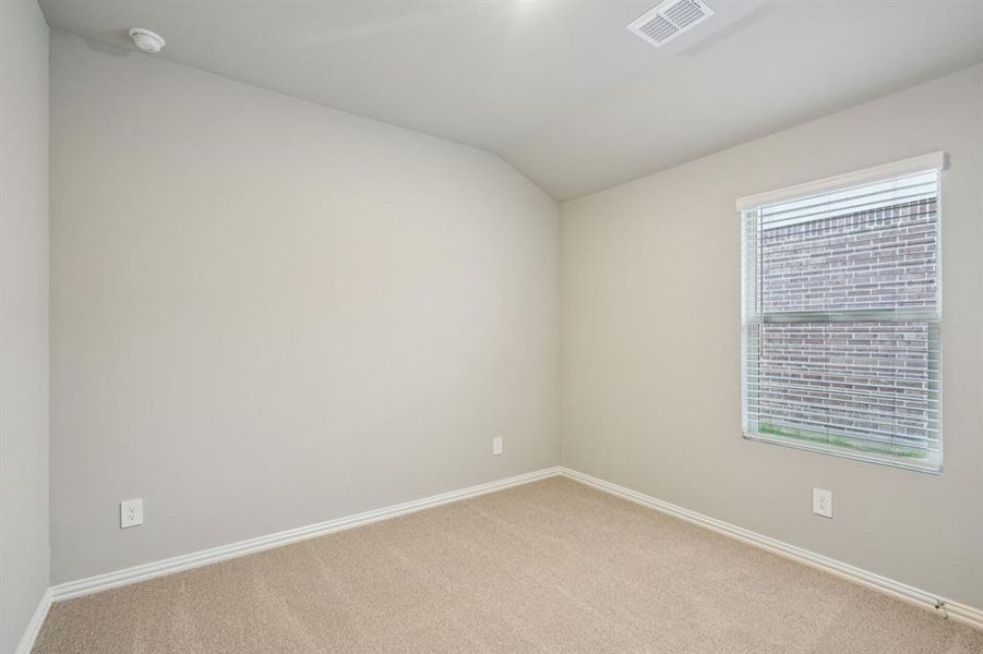 Spacious, unfurnished interior of a new home in Lakehaven - Signature Series, Farmersville (Image 18).