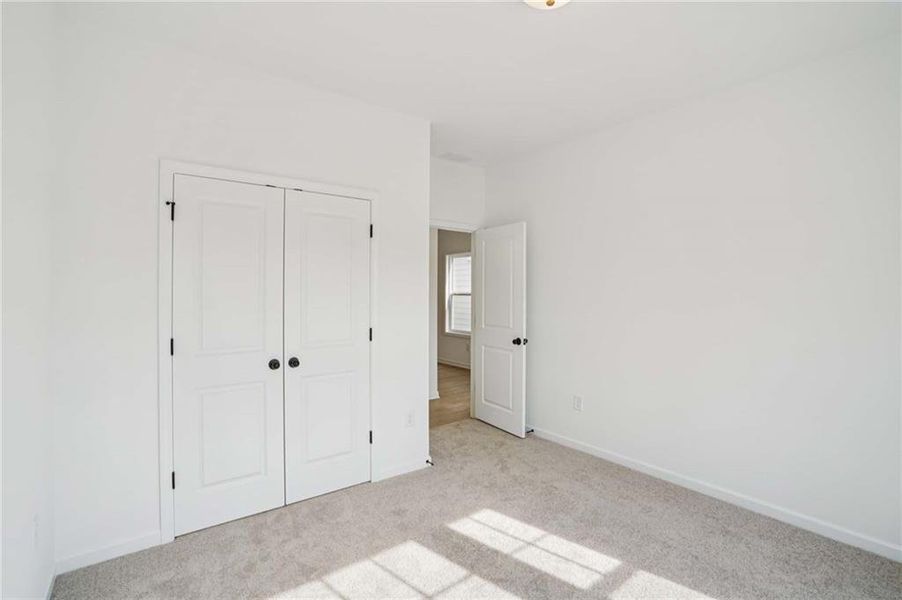 Spacious, unfurnished interior of a new home in Arbors at Richland Creek, Buford (Image 24).