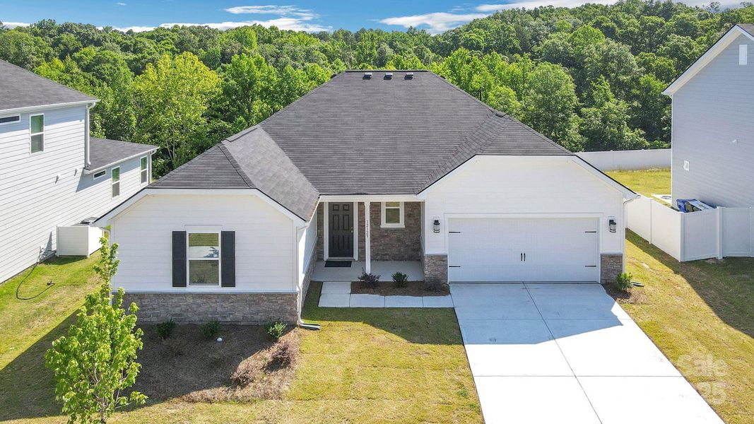 Image 38 of a home in The Hills.