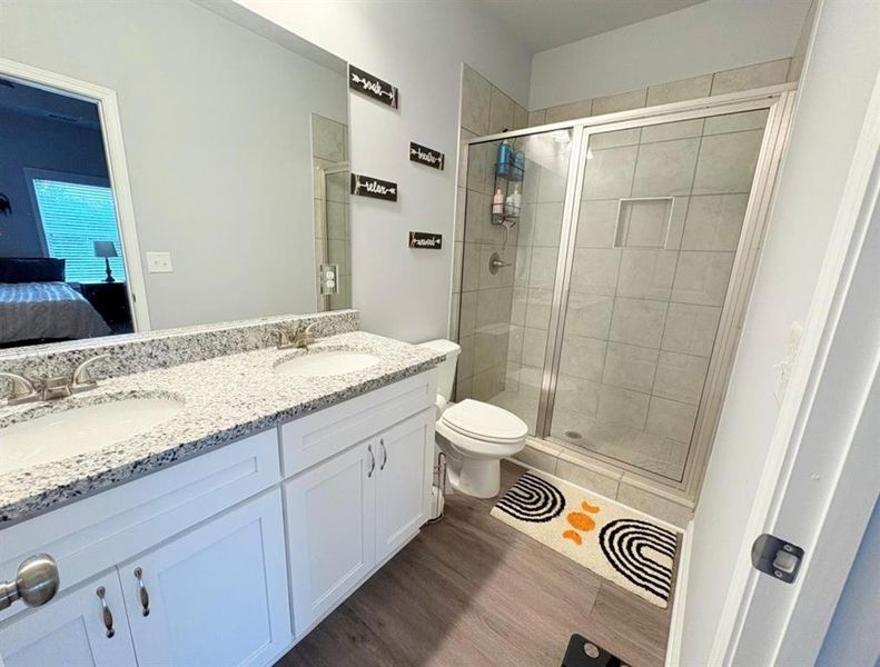 Furnished interior view inside a new home in , Clarkesville (Image 9).