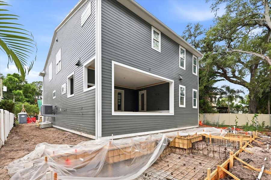 Exterior details and patio area of a home in , Tampa (Image 6).