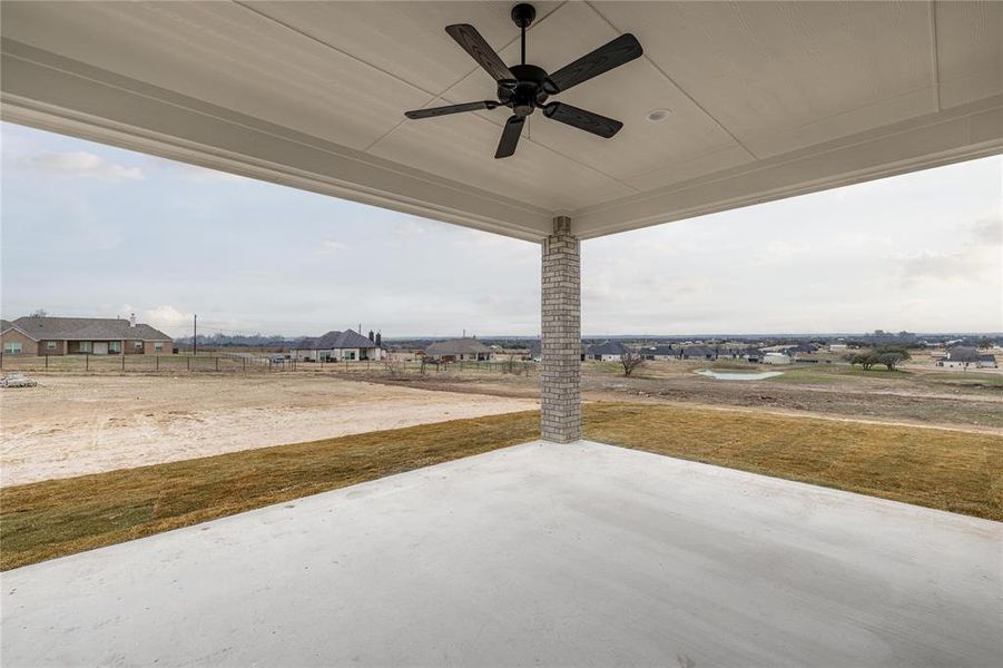 View of patio / terrace with ceiling fan