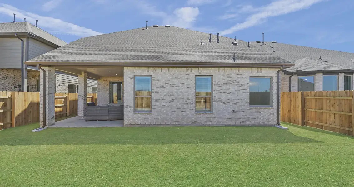 Representative exterior details of a home built from the Medina by Chesmar Homes in Jordan Ranch 55's, Fulshear (Image 3).