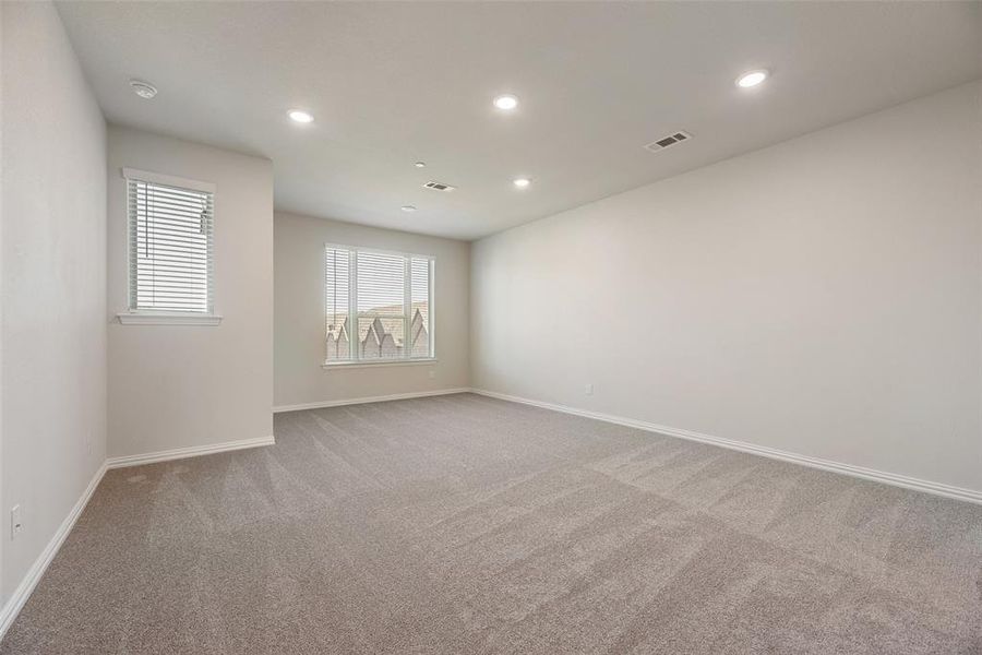 Spacious, unfurnished interior of a new home in Wade Settlement Townhomes, Frisco (Image 24).