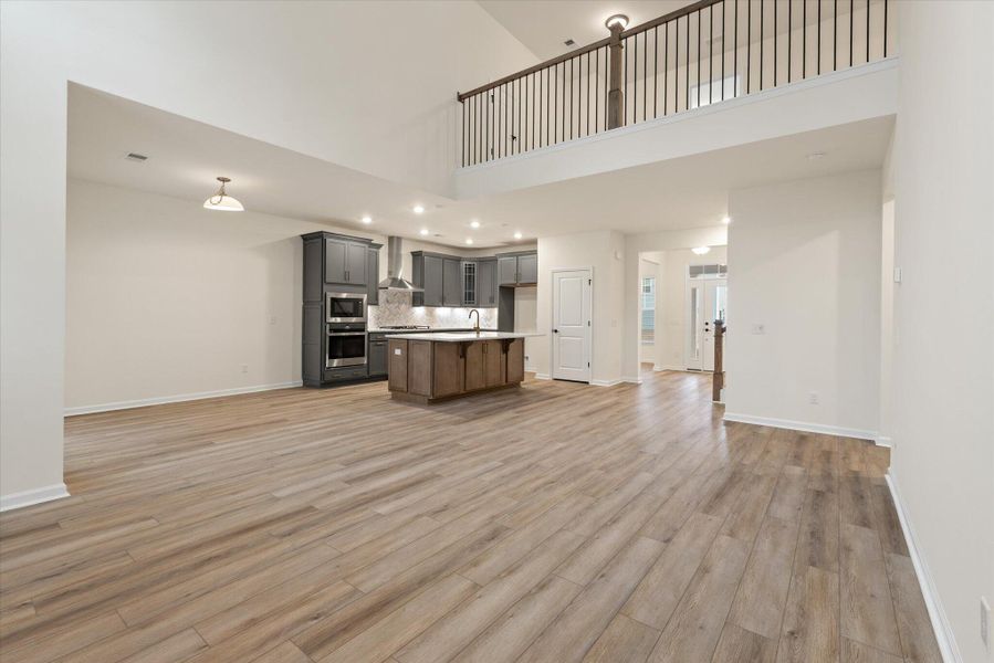 Spacious, unfurnished interior of a new home in Oakley Pointe, Moncks Corner (Image 24).