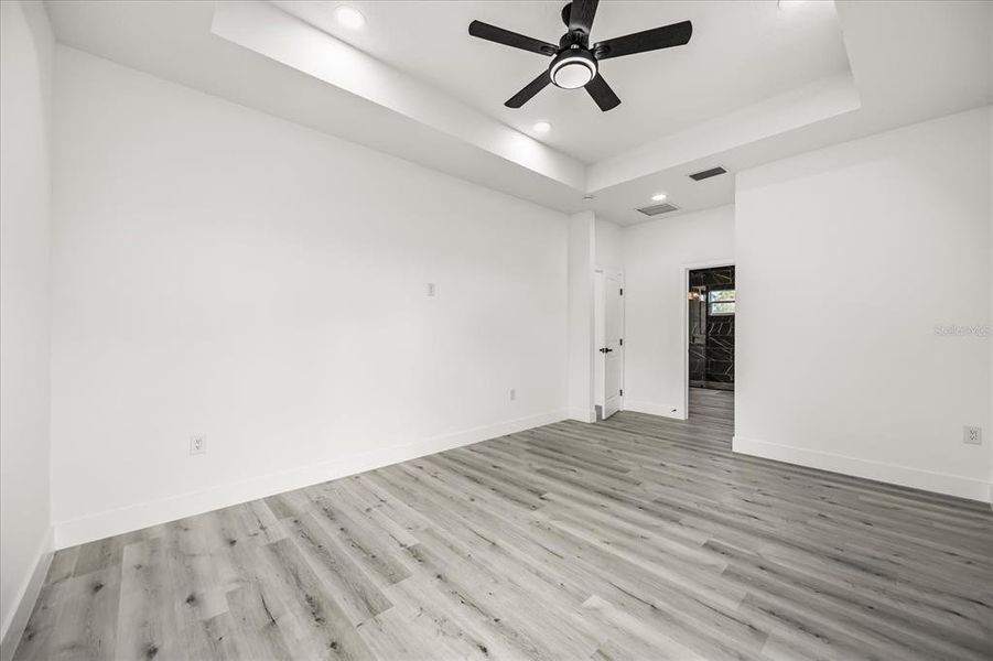 Spacious, unfurnished interior of a new home in , Palm Bay (Image 20). Spacious, unfurnished interior of a new home in , Palm Bay (Image 20).