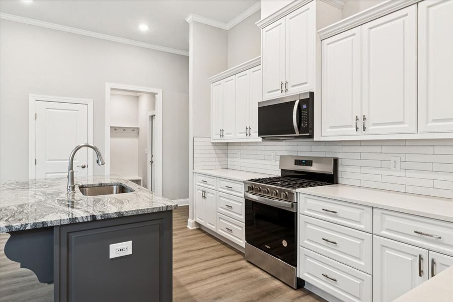 Furnished interior view inside a new home in Sinclair at Crawford Creek, Grovetown (Image 9). Furnished interior view inside a new home in Sinclair at Crawford Creek, Grovetown (Image 9).