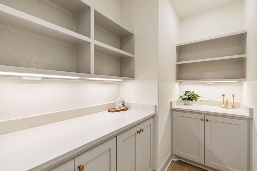 Furnished interior view inside a new home in , Bryan (Image 12).