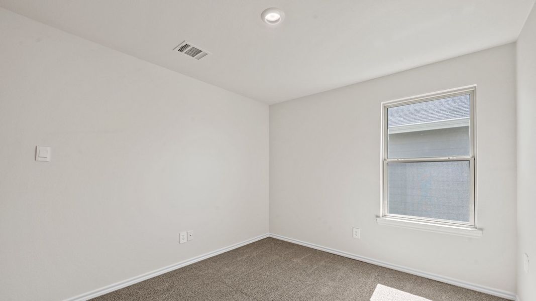 Spacious, unfurnished interior of a new home in Wildcat Ranch, Crandall (Image 31).