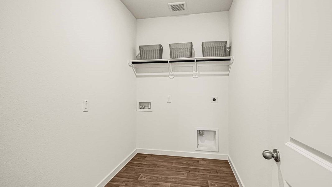 Representative unfurnished interior of a home built from the Jasmine by D.R. Horton in Holly Ridge, Rosenberg (Image 22).