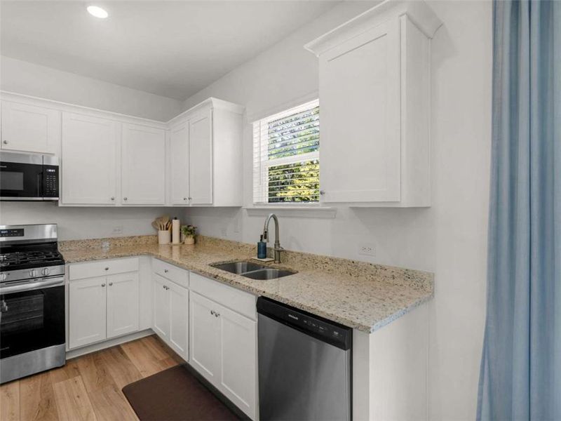 Furnished interior view inside a new home in Timber Ridge, Douglasville (Image 11).