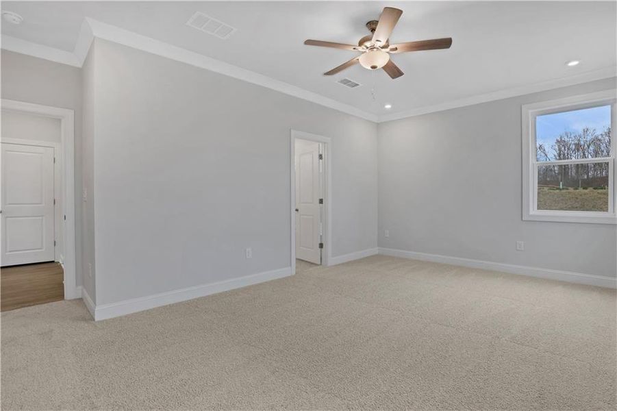 Spacious, unfurnished interior of a new home in Acacia, Cumming (Image 51).