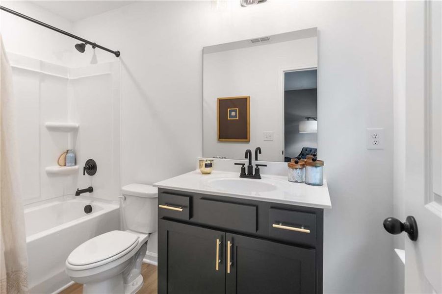 Furnished interior view inside a new home in Creekside, Dawsonville (Image 28). Furnished interior view inside a new home in Creekside, Dawsonville (Image 28).