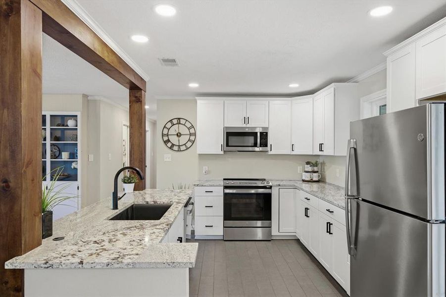 Furnished interior view inside a new home in , Hawkins (Image 5).