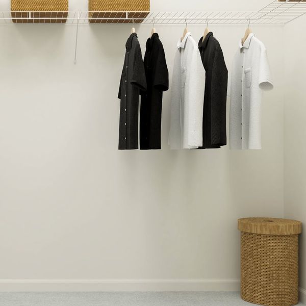 Sierra Bonus owner's walk-in closet