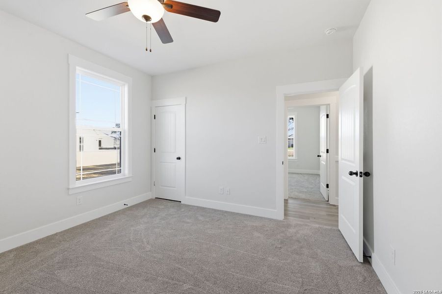 Spacious, unfurnished interior of a new home in Lonesome Dove, San Antonio (Image 43).