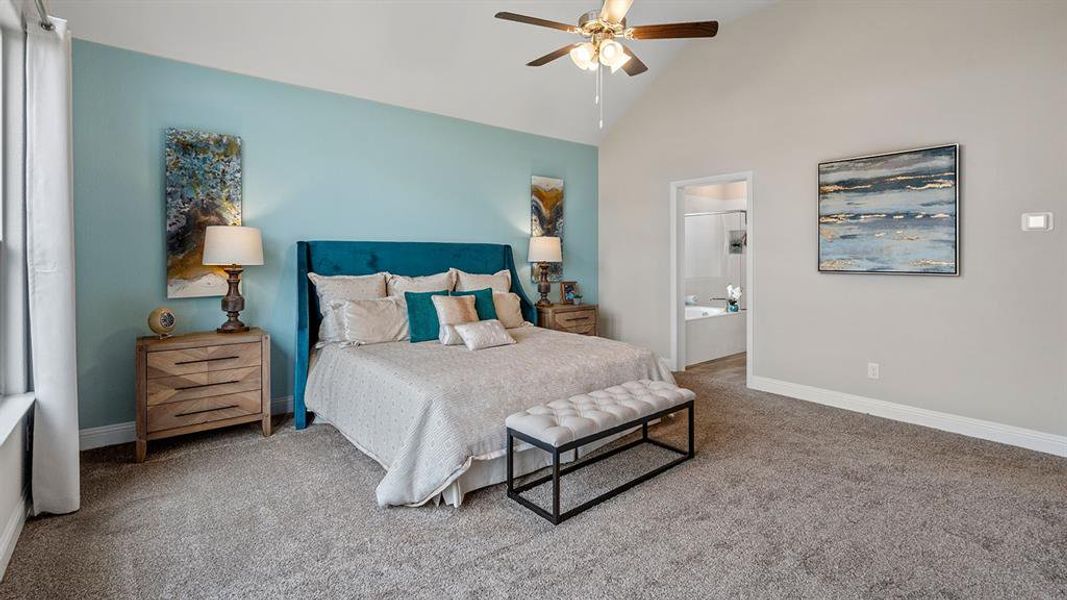 Furnished interior view inside a new home in Lakeview Pointe, Grand Prairie (Image 17). Furnished interior view inside a new home in Lakeview Pointe, Grand Prairie (Image 17).