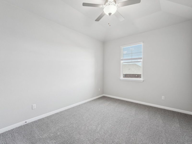 Spacious, unfurnished interior of a new home in Big Sky Ranch - Executive Collection, Dripping Springs (Image 17).