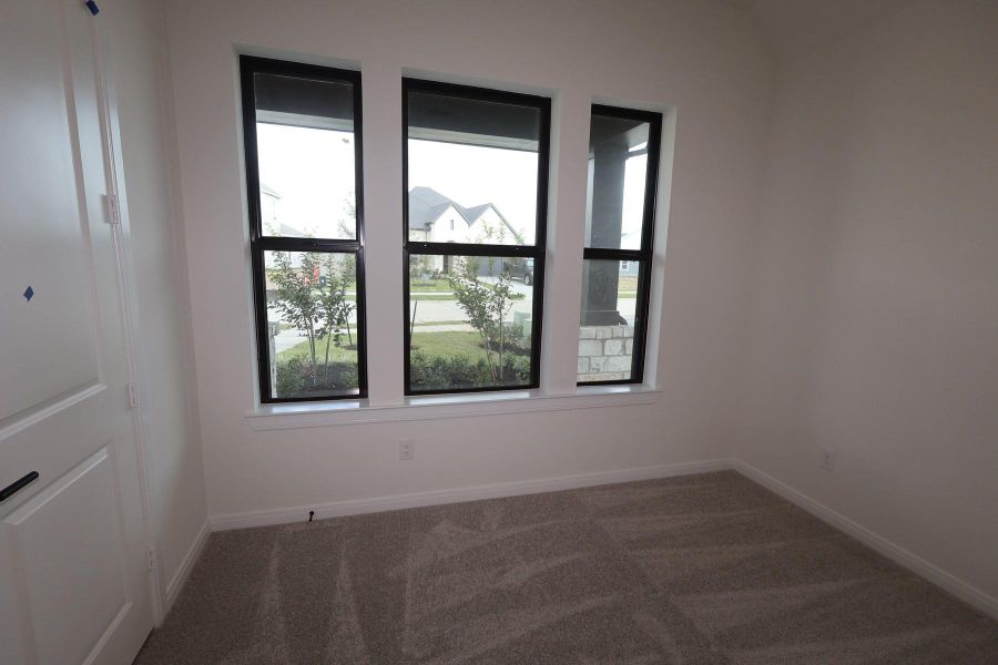 Spacious, unfurnished interior of a new home in Legacy - Retreat Collection, League City (Image 7).