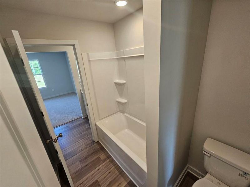 Furnished interior view inside a new home in Parkview Estates, Gainesville (Image 10).