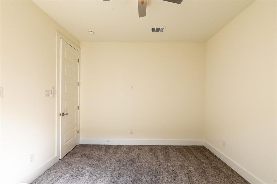 Spacious, unfurnished interior of a new home in , Dallas (Image 25). Spacious, unfurnished interior of a new home in , Dallas (Image 25).