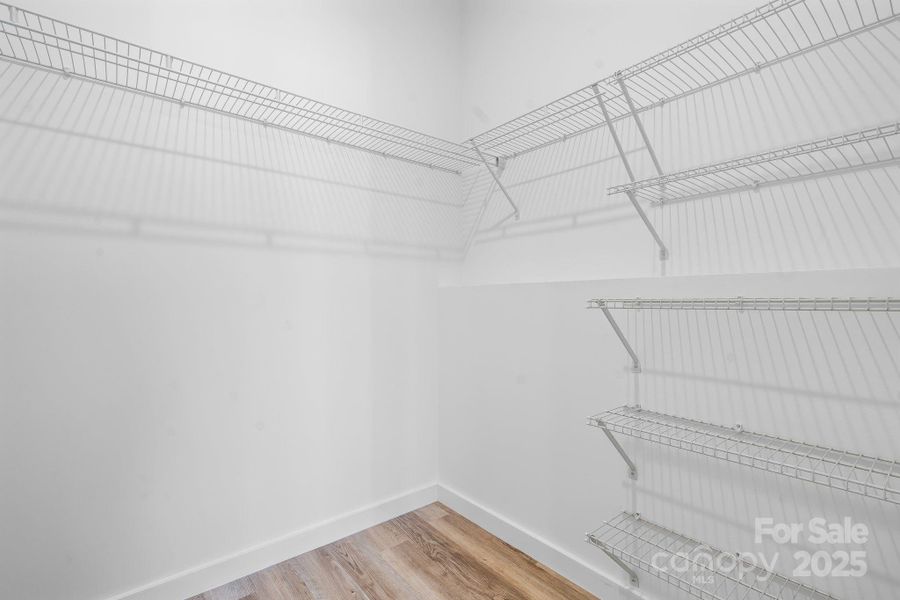 Image 38 of a home in .