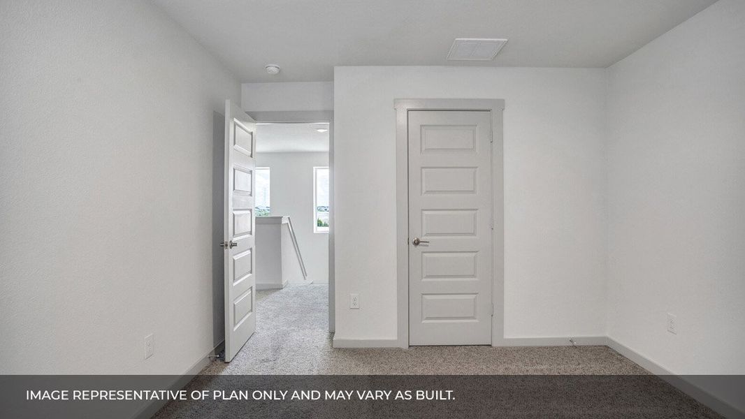 Spacious, unfurnished interior of a new home in Frontier, Mustang Ridge (Image 16).