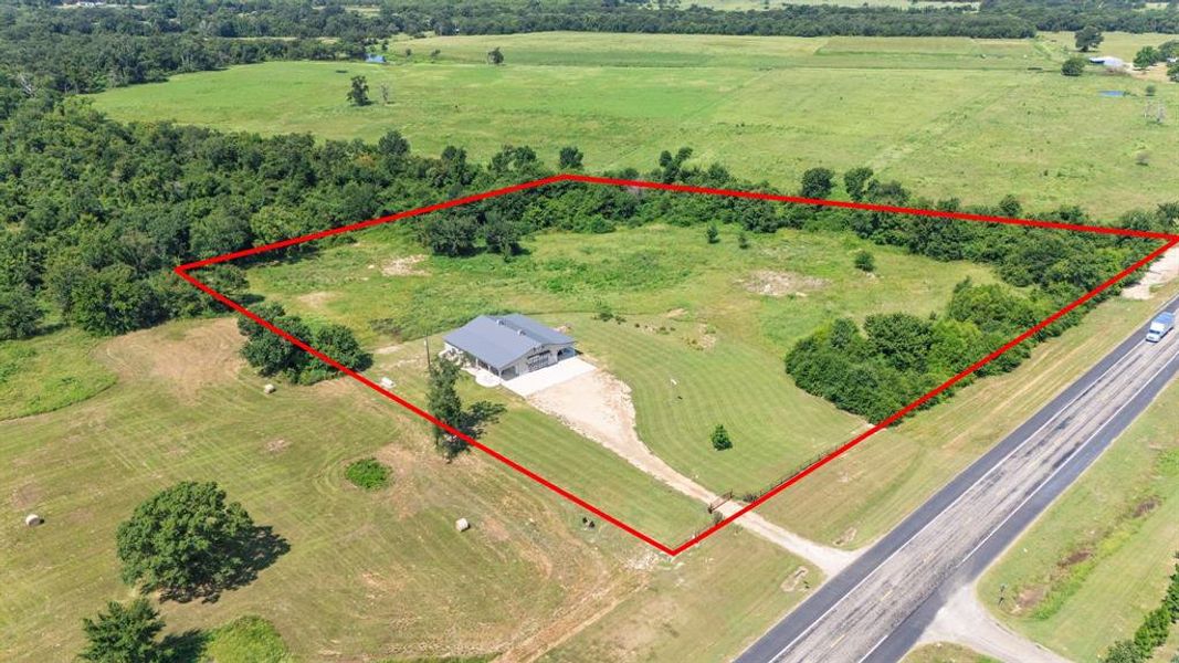 Image 38 of a home in . Image 38 of a home in .