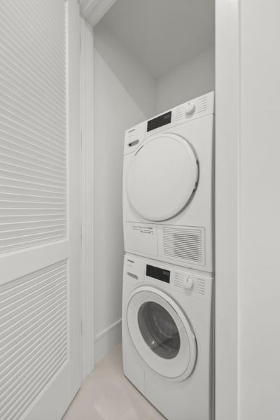 220 Lake Shore Drive - 33.jpg-FULL