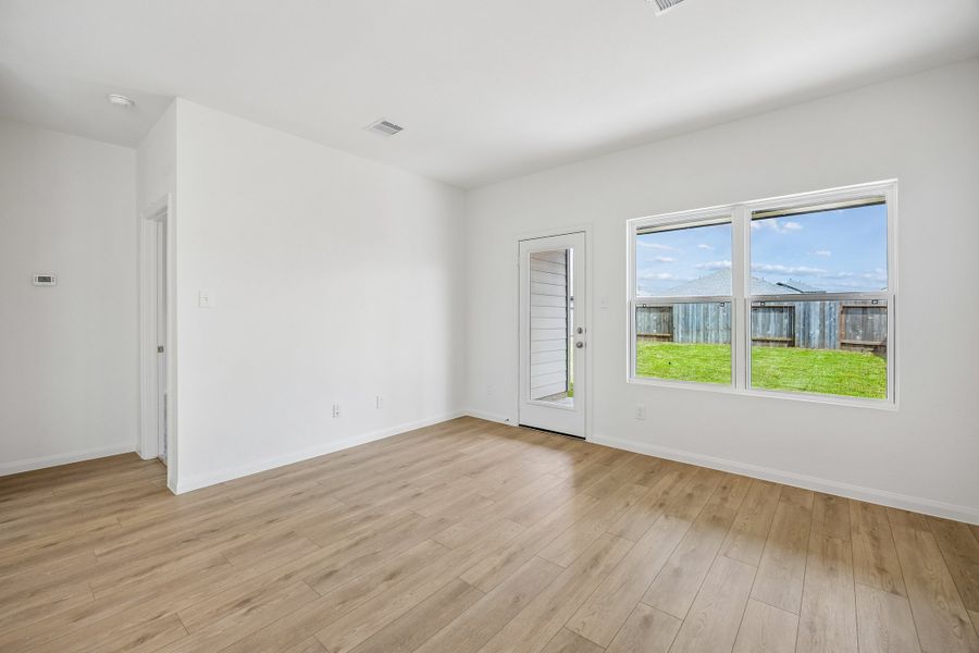 Spacious, unfurnished interior of a new home in Magnolia Springs, Montgomery (Image 20). Spacious, unfurnished interior of a new home in Magnolia Springs, Montgomery (Image 20).