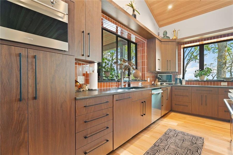 Furnished interior view inside a new home in , Jasper (Image 37). Furnished interior view inside a new home in , Jasper (Image 37).