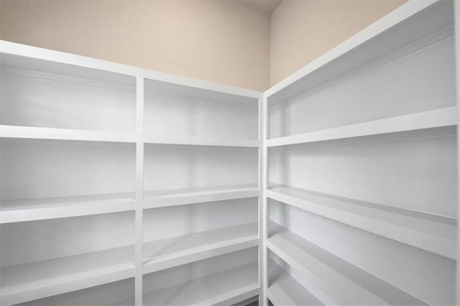 Image 36 of a home in .