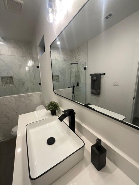 Image 33 of a home in . Image 33 of a home in .