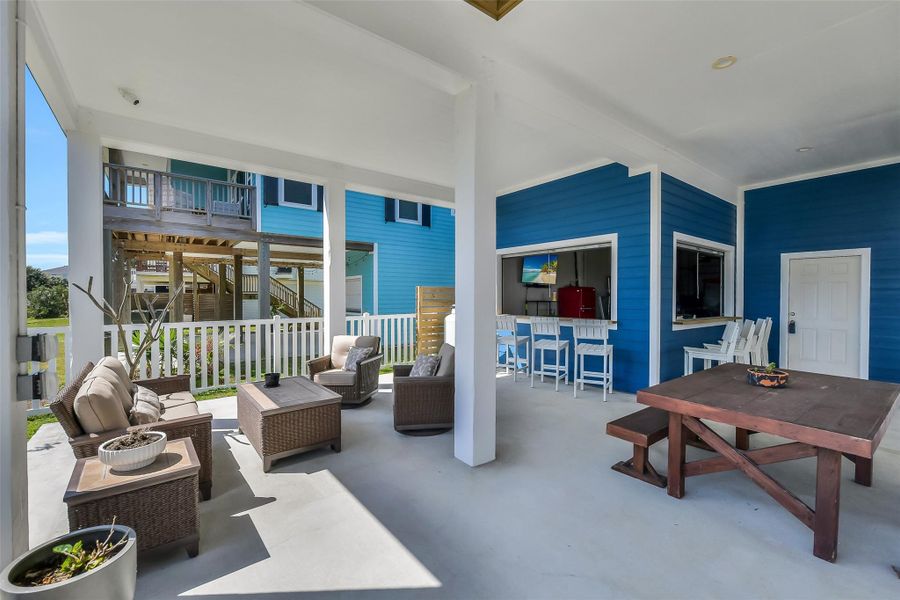 Wonderful ground level entertaining space