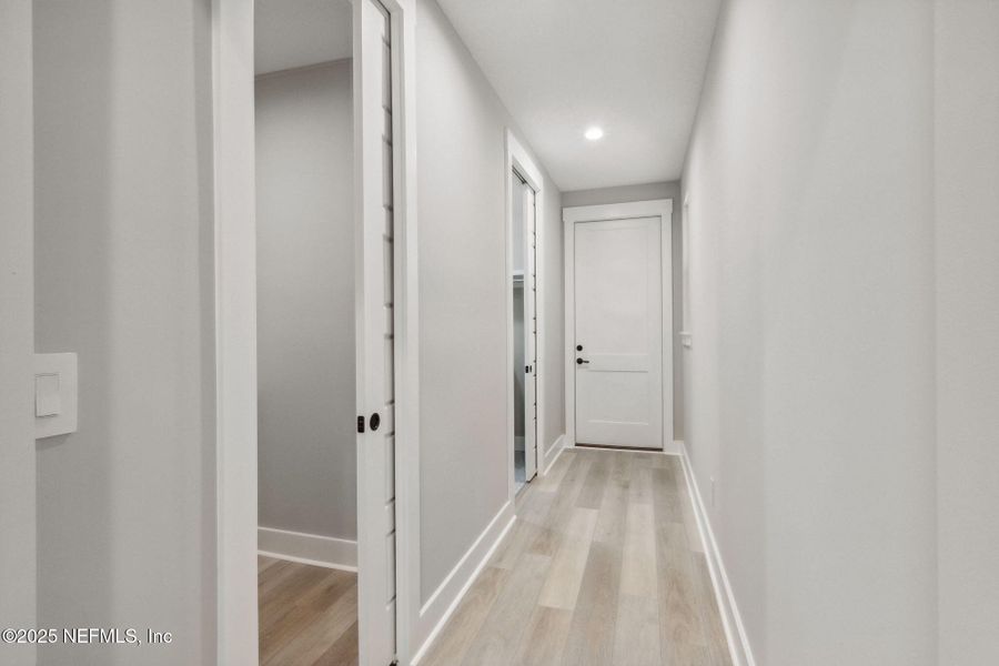 Spacious, unfurnished interior of a new home in , Yulee (Image 33).