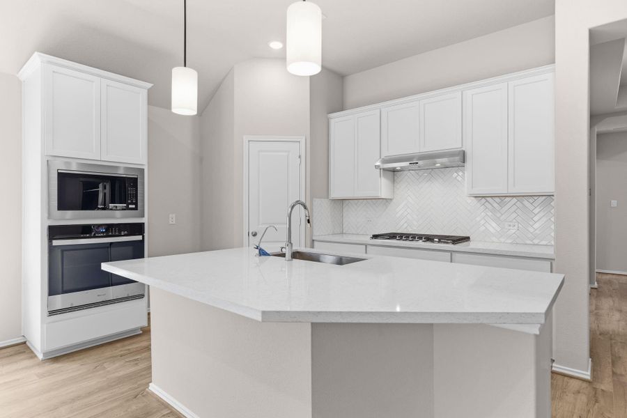 Furnished interior view inside a new home in Grand Central Park, Conroe (Image 6). Furnished interior view inside a new home in Grand Central Park, Conroe (Image 6).