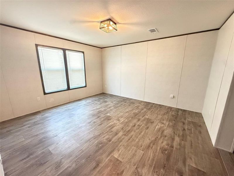 Spacious, unfurnished interior of a new home in , Paris (Image 11).