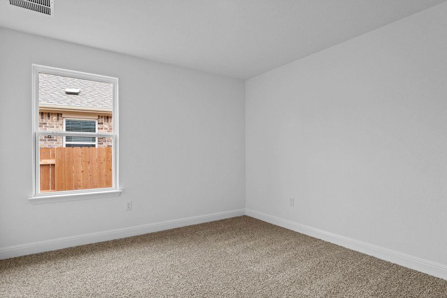 Spacious, unfurnished interior of a new home in Riverview, Georgetown (Image 17).