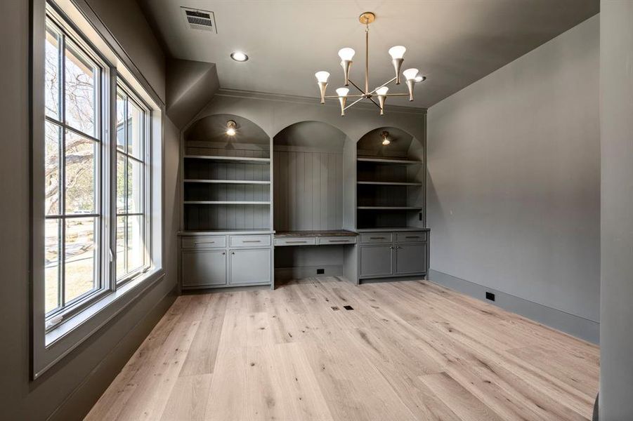 Image 36 of a home in . Image 36 of a home in .