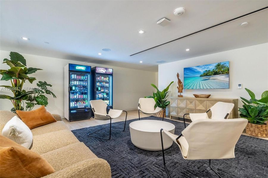 Community amenities in , Miami (Image 59).