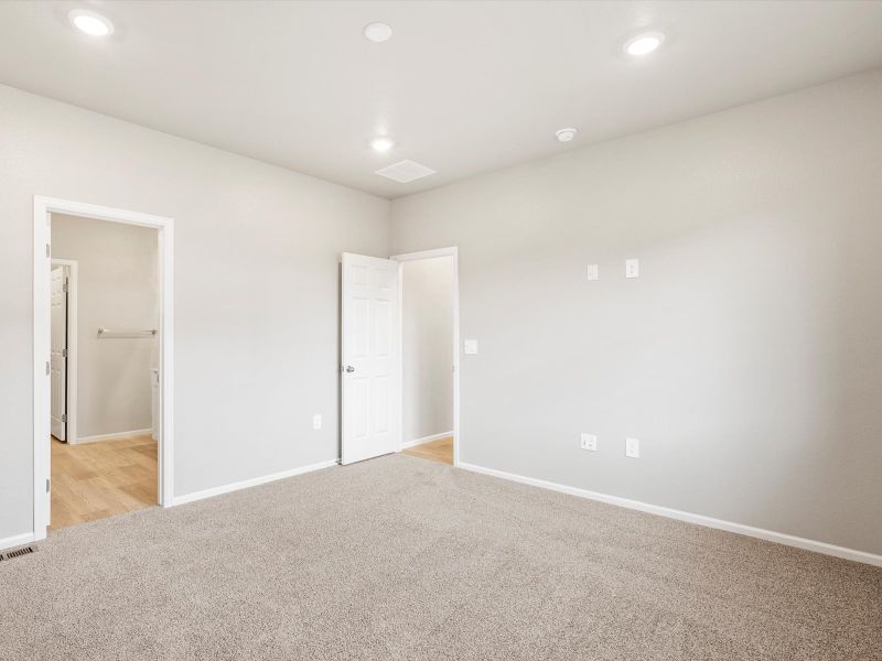 Spacious, unfurnished interior of a new home in Poudre Heights: The Alpine Collection, Windsor (Image 10).