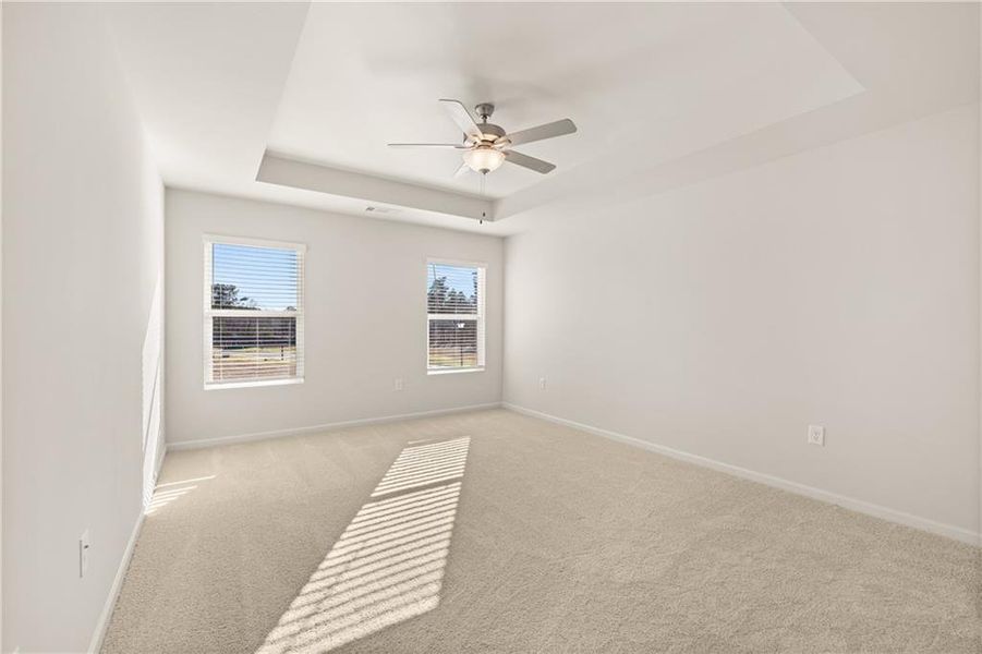 Spacious, unfurnished interior of a new home in Lake Carlton, Loganville (Image 31).