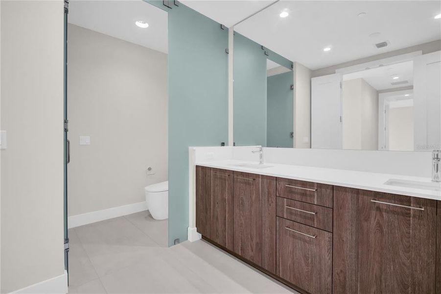 Furnished interior view inside a new home in , St. Petersburg (Image 13).