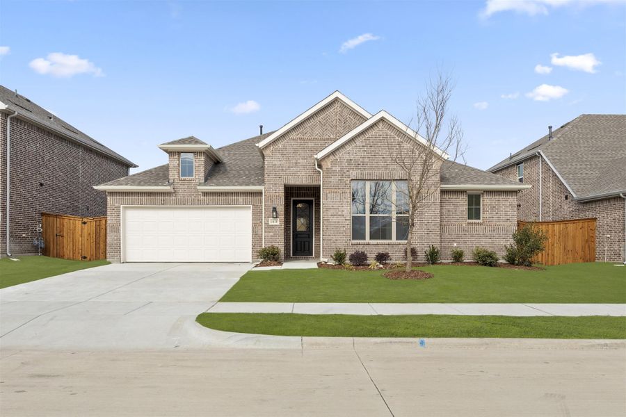 Mitchell Home Plan by Ashton Woods