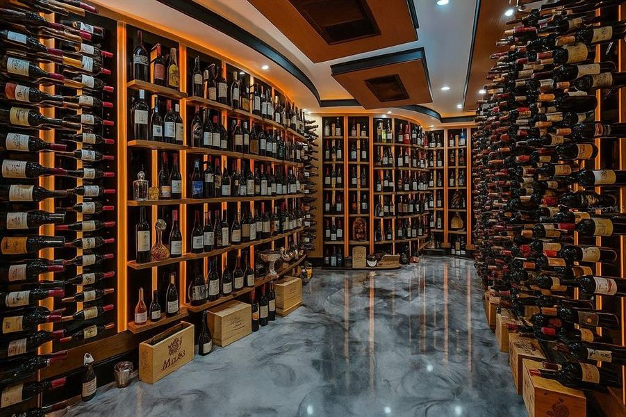 Furnished interior view inside a new home in , Apollo Beach (Image 68).