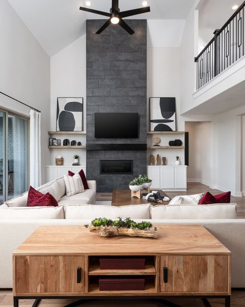 Representative furnished interior of a home built from the Owen by Tri Pointe Homes in View at the Reserve, Mansfield (Image 11).