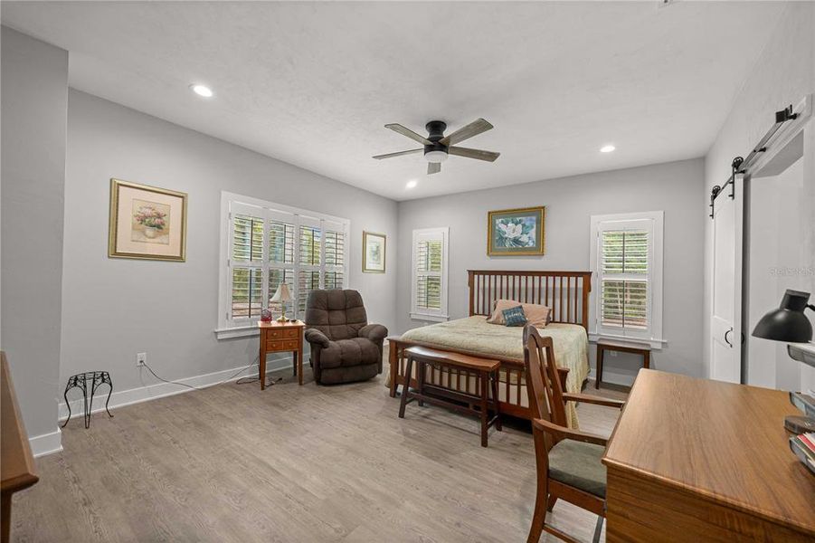 Furnished interior view inside a new home in , Dunnellon (Image 10). Furnished interior view inside a new home in , Dunnellon (Image 10).