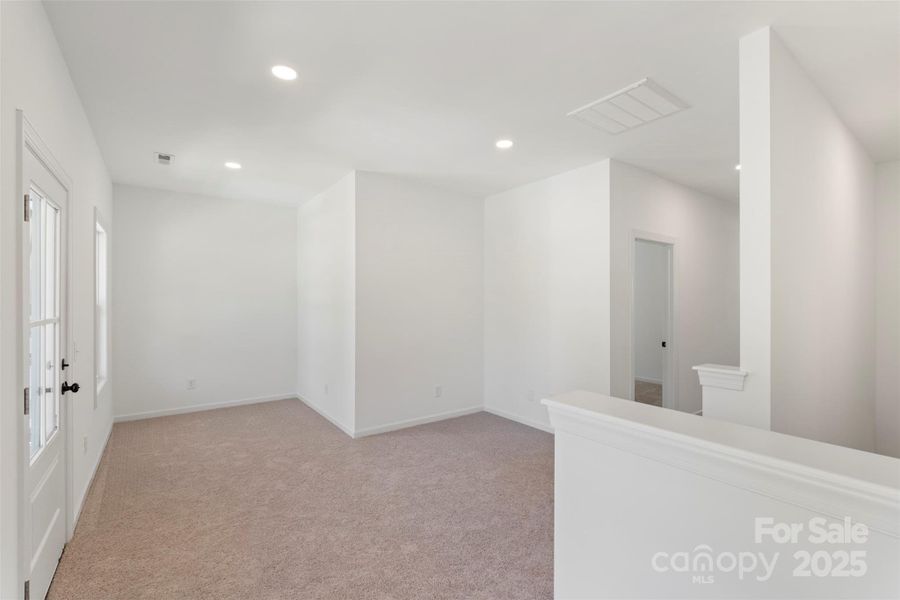 Spacious, unfurnished interior of a new home in , Kannapolis (Image 20).